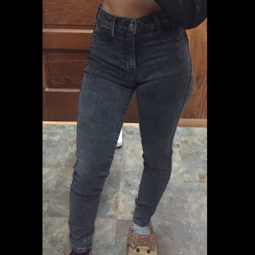 Skinny high rise jeans